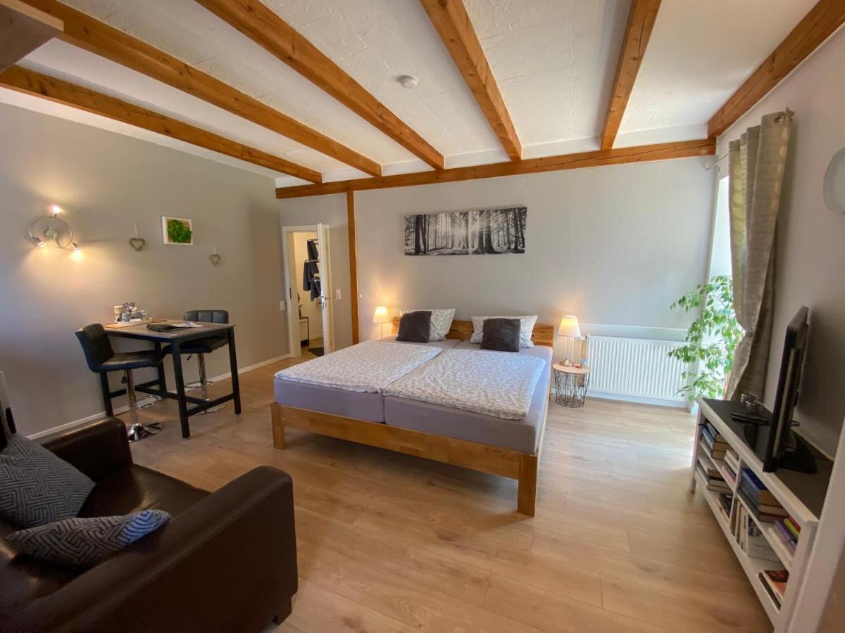 Grosses Doppelzimmer Mit Eigenem Bad Und Kuehlschrank, Frisch Saniert フリードリッヒシュコオク エクステリア 写真